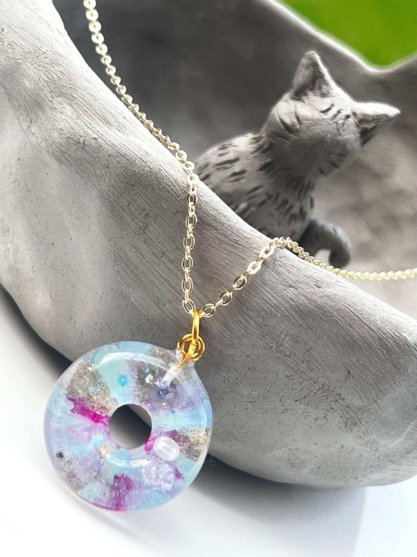 Colourful donuts necklace