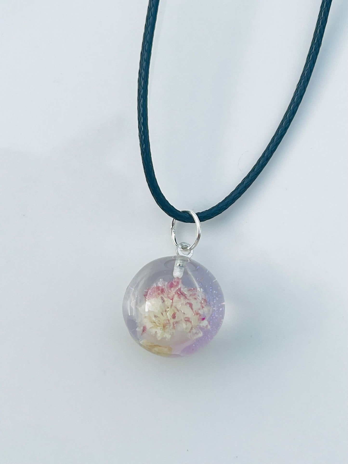 Dry flower in the pink world necklaces