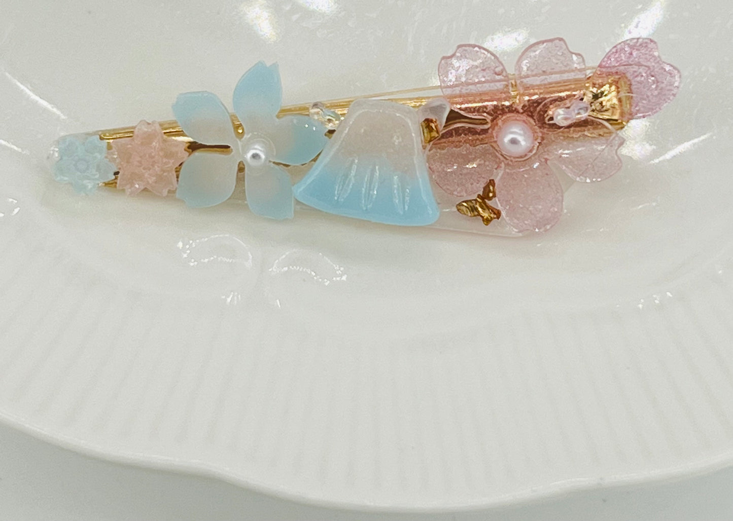 Sakura and Fuji hair clips G