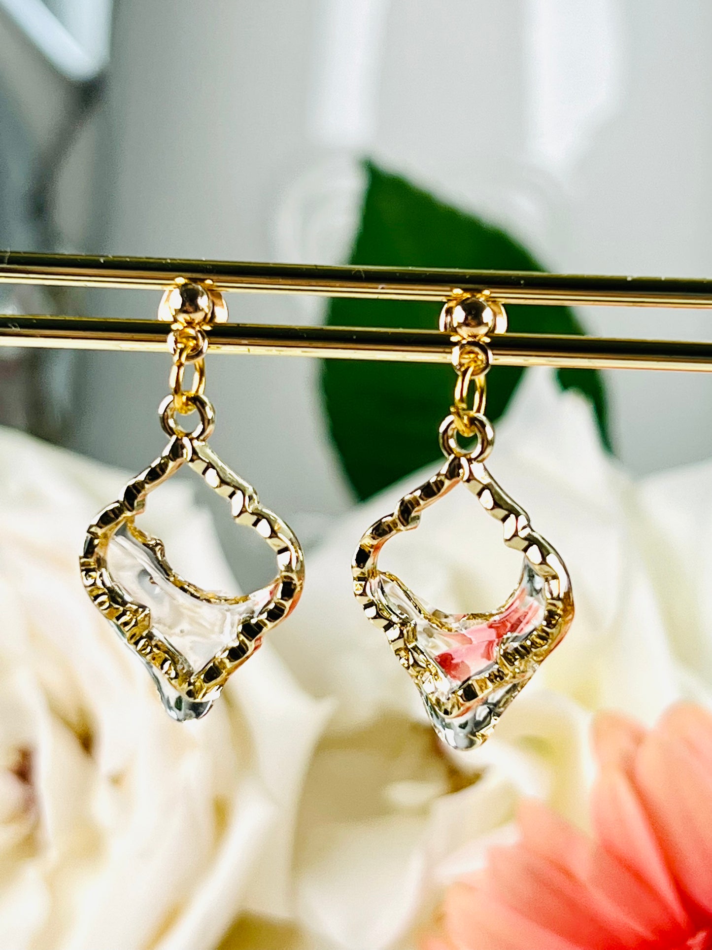 Be water- Golden diamond earrings