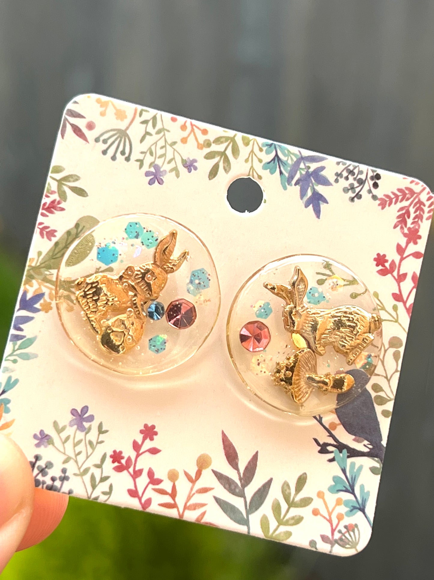 Bunny rabbit in the heart earrings