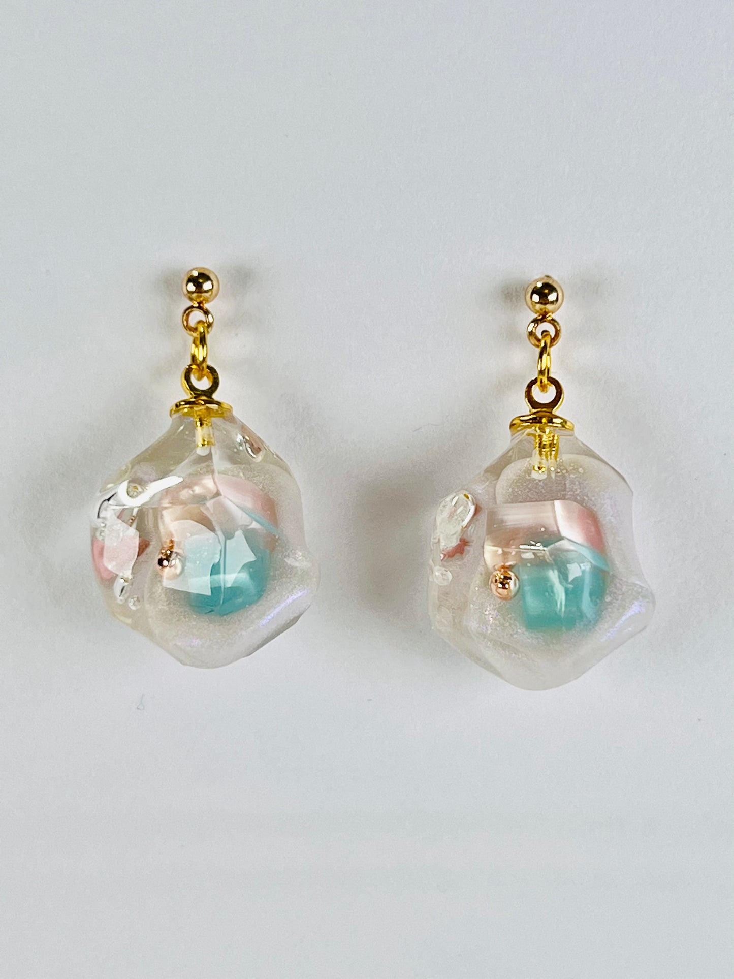 Crystal stone earrings 晶石造型耳環