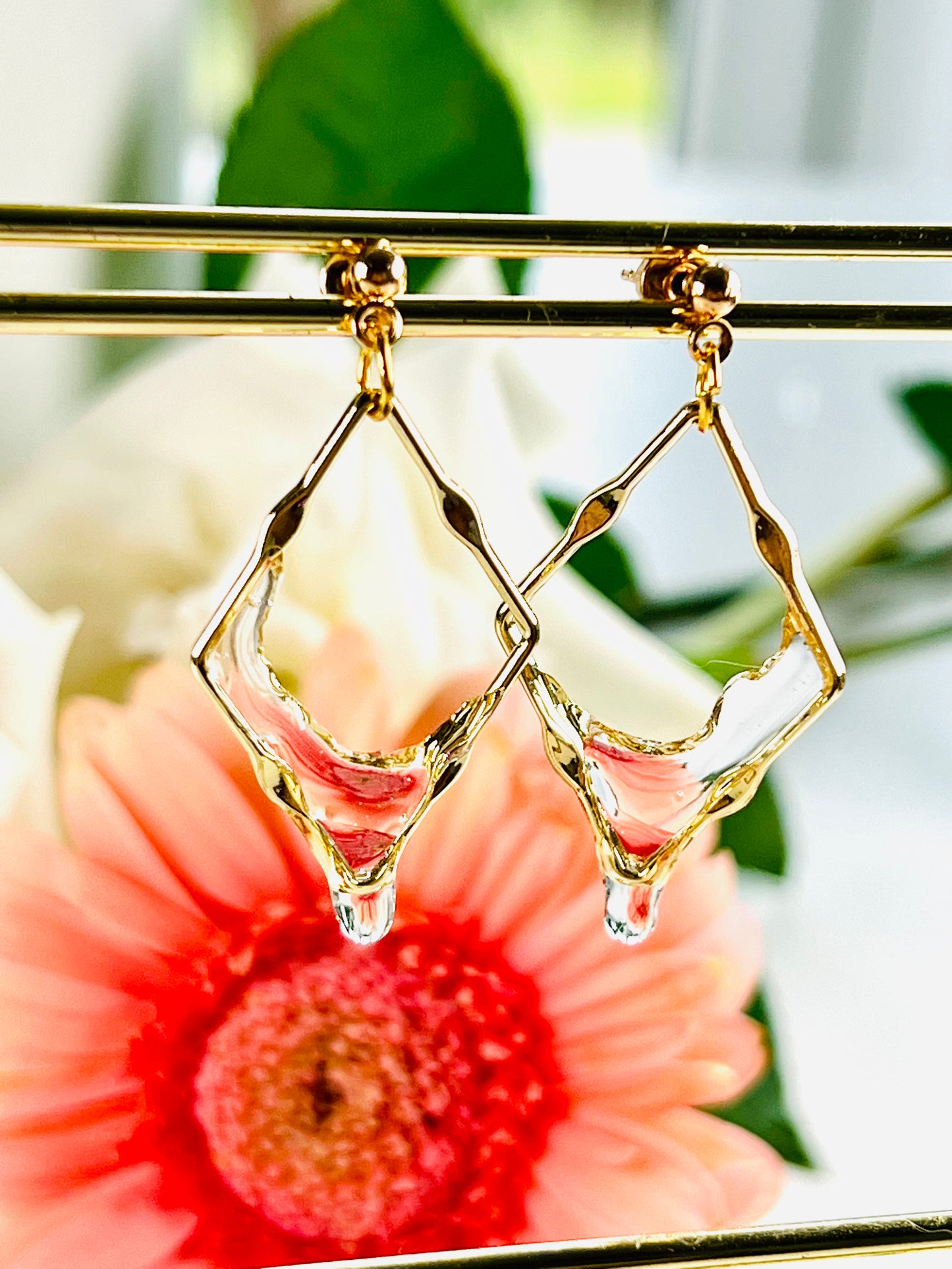 Be water- Golden diamond earrings