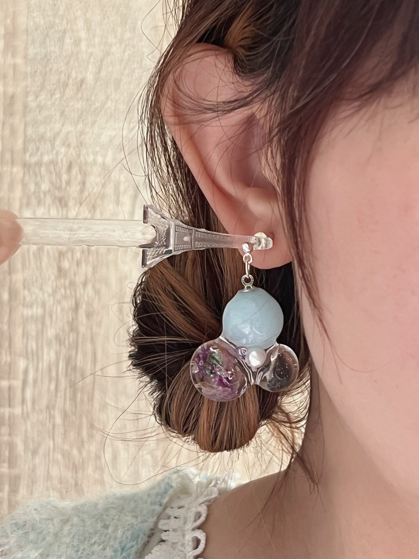 Sphere and flower earrings