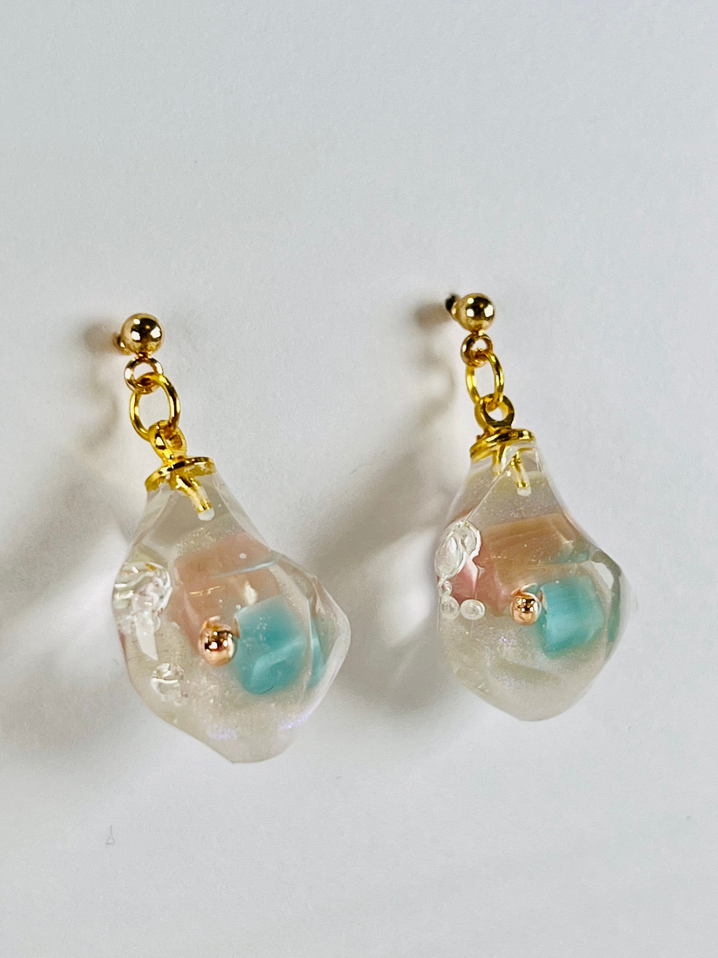 Crystal stone earrings 晶石造型耳環